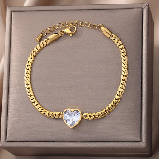 gold heart-shaped bracelet