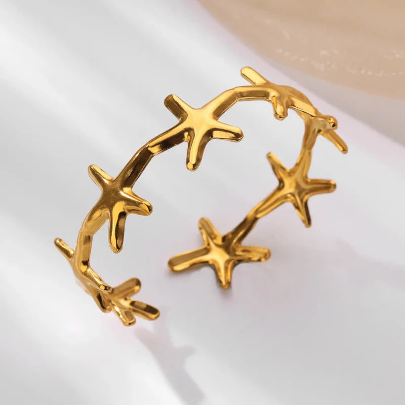 Elegant Starfish and Scallop Shell Bracelet